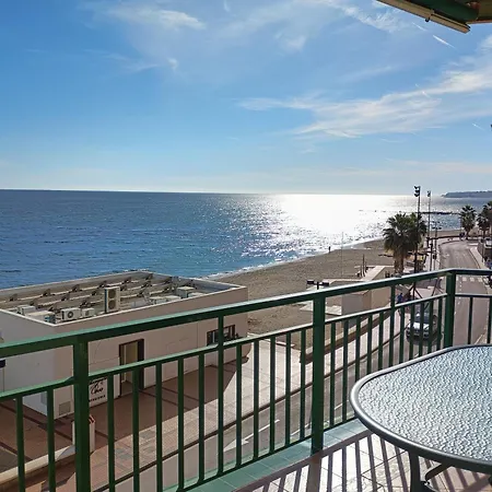 Primera Linea De Playa Tatil Evi Fuengirola