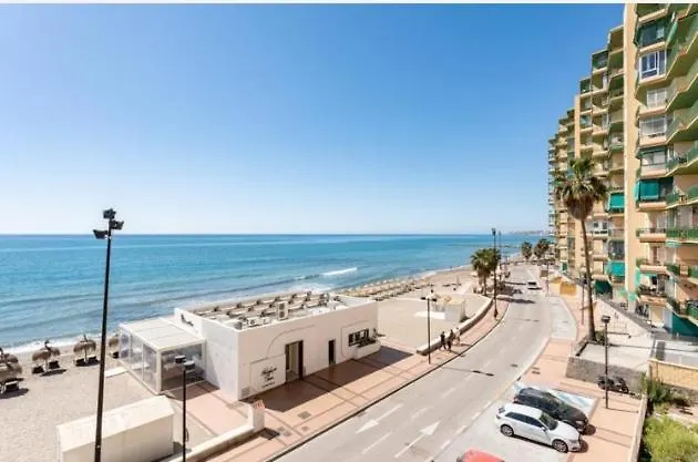 Primera Linea De Playa フエンヒロラ