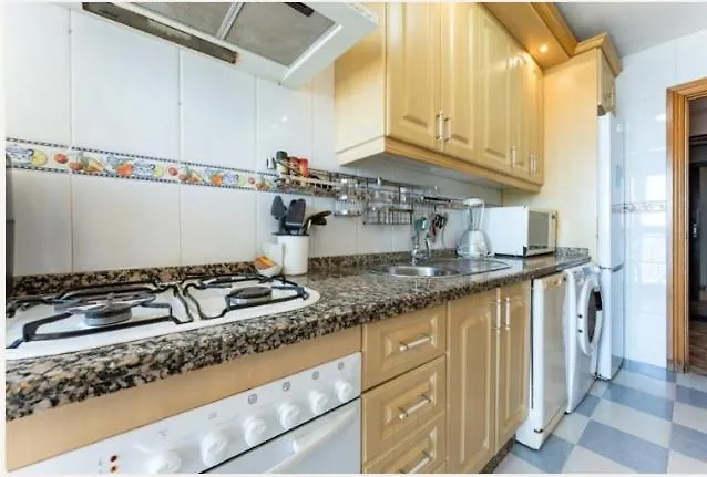 Primera Linea De Playa Фуенхірола